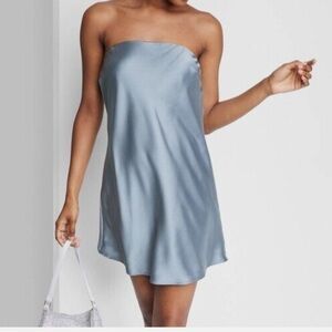 Women’s satin tube dress